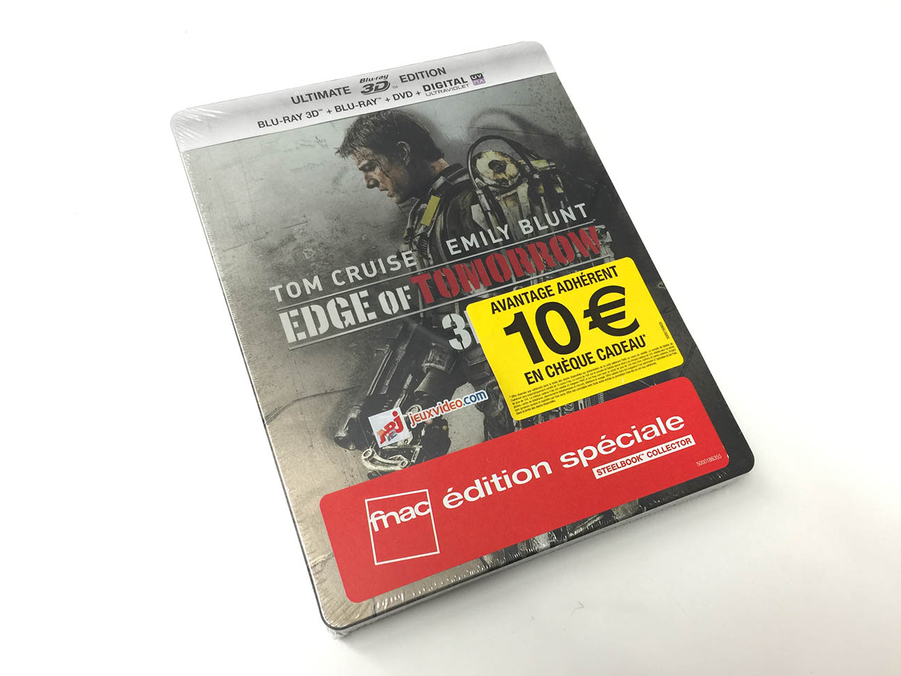 http://blog.sundvold.net/wp-content/uploads/2014/10/edge-of-tomorrow-steelbook-france-1.jpg