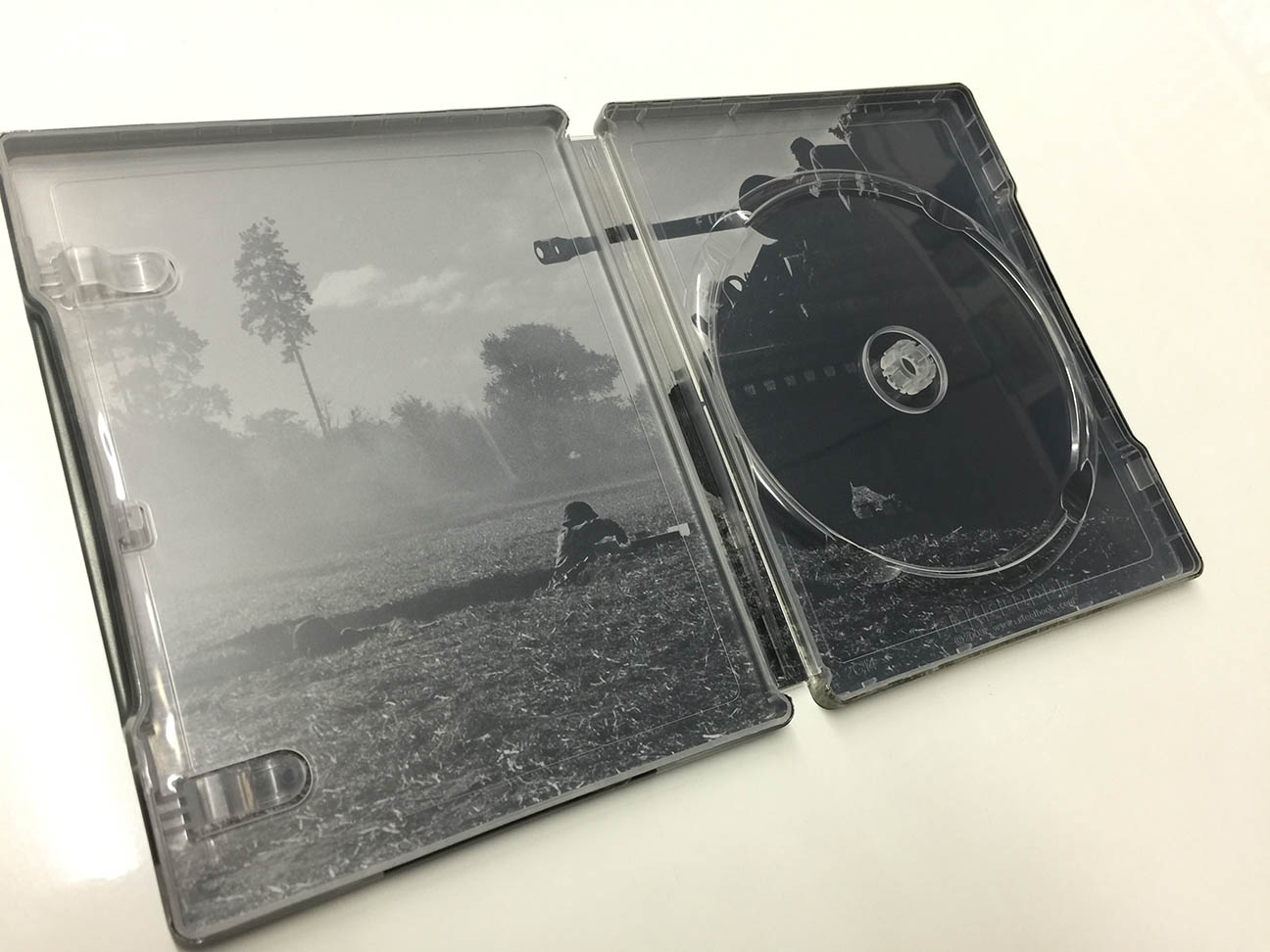 http://blog.sundvold.net/wp-content/uploads/2015/02/fury-steelbook-5.jpg