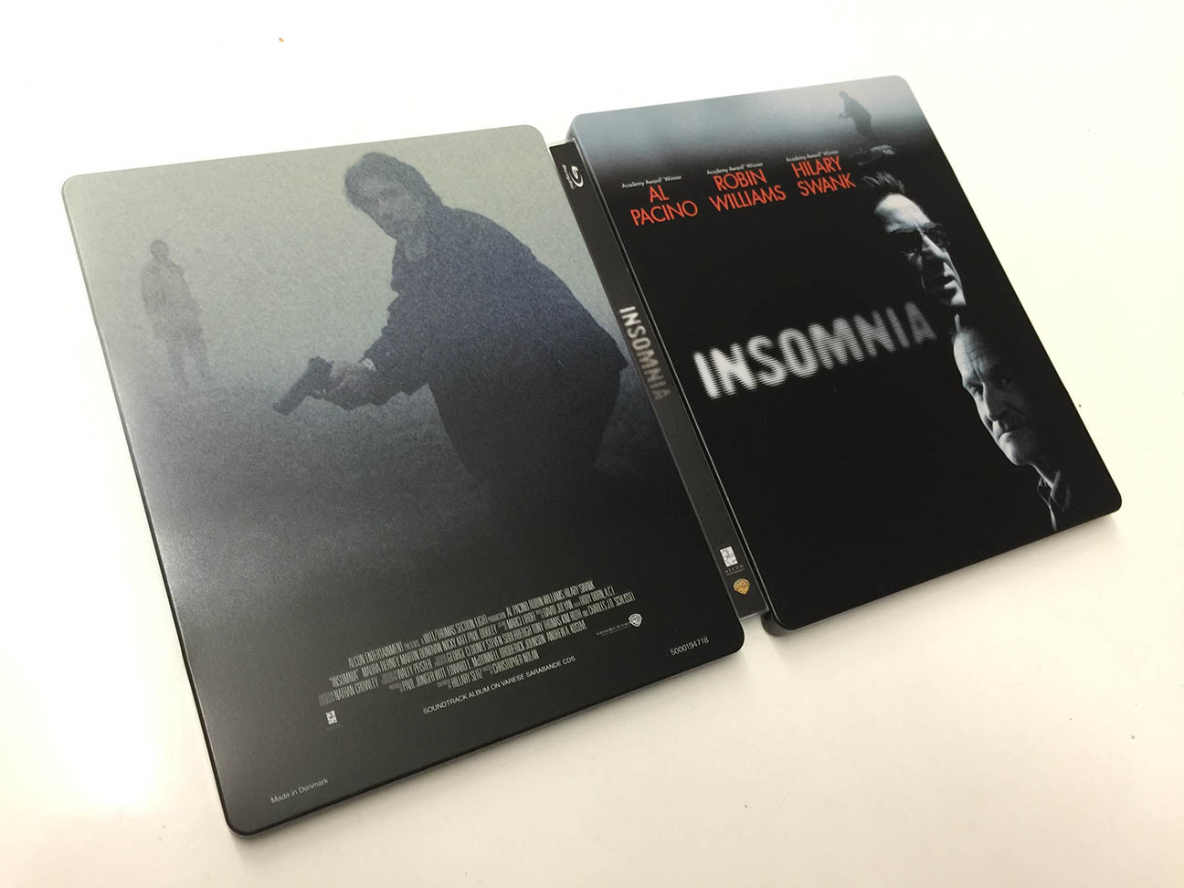 insomnia-steelbook-2.jpg