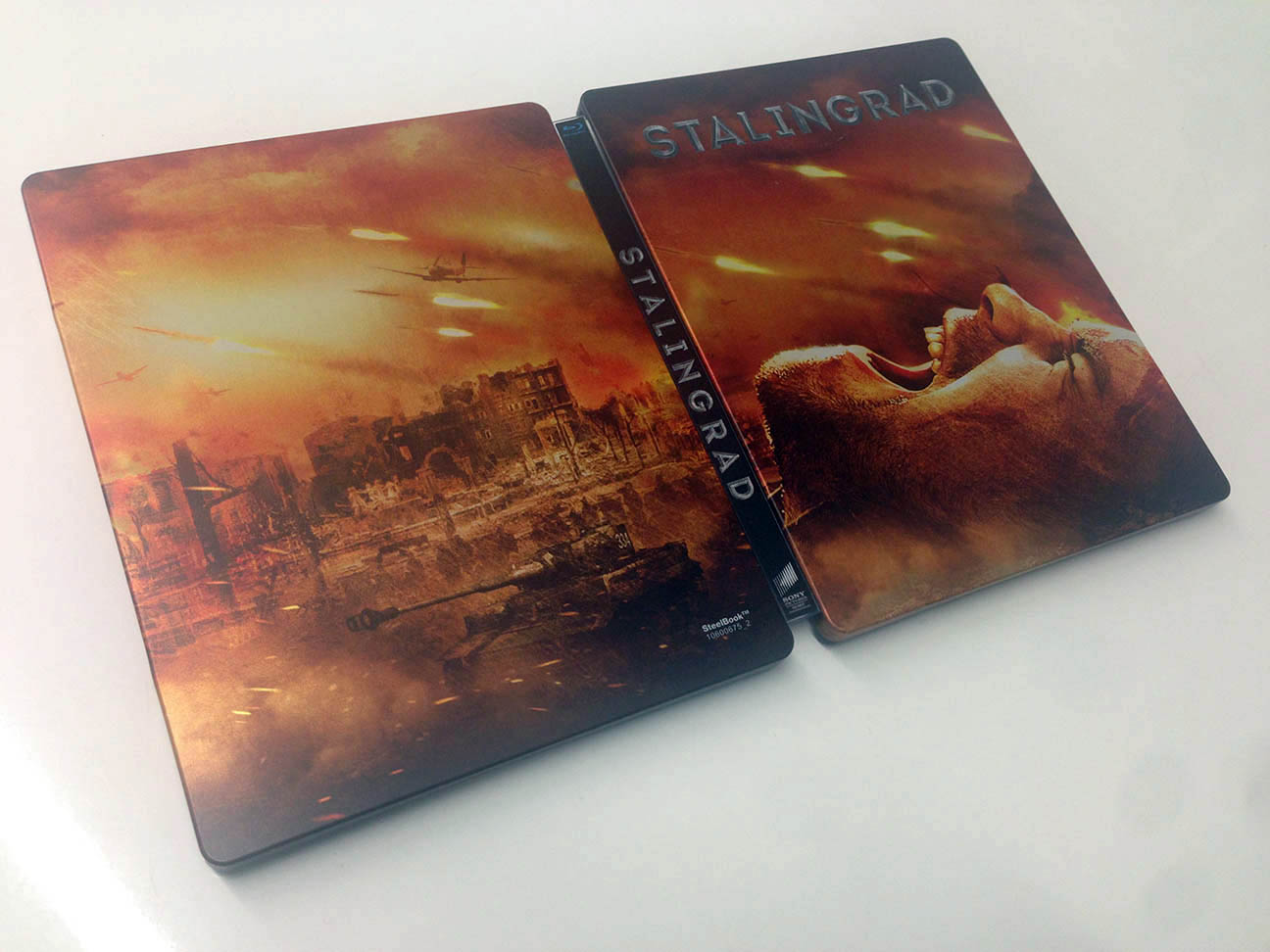 http://blog.sundvold.net/wp-content/uploads/2014/09/stalingrad-steelbook-1.jpg